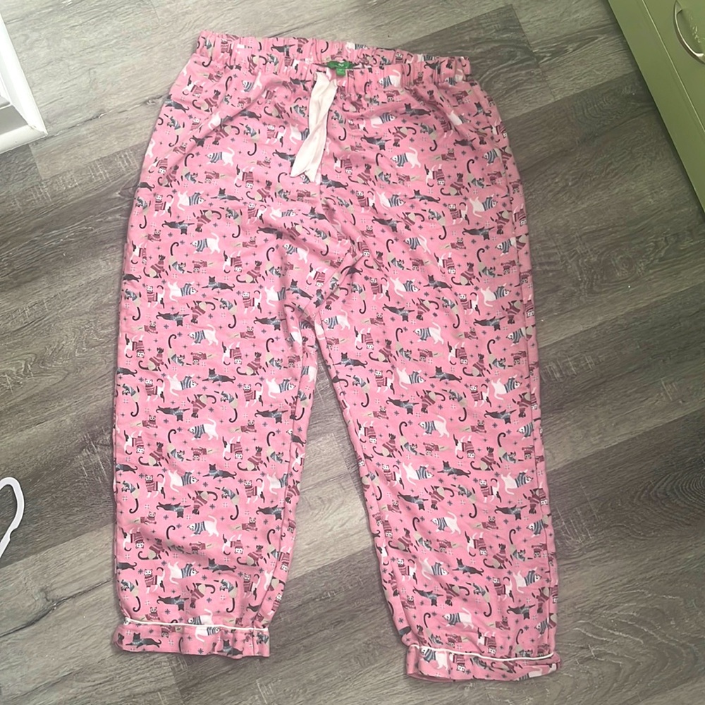 Dip Sleepwear pink pj bottoms with cats in sweaters
